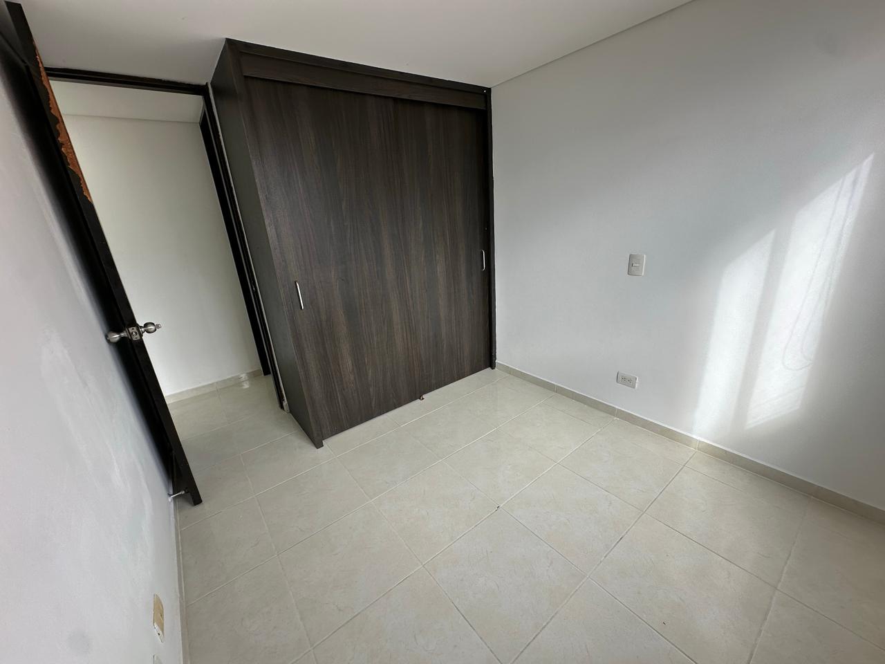 ARRIENDO APARTAMENTO EN RODEO ALTO