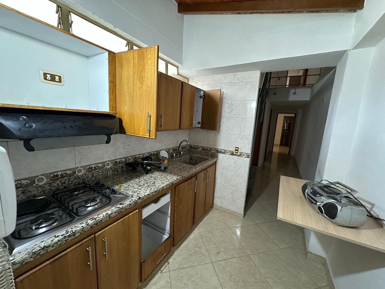 ARRIENDO APARTAMENTO DUPLEX EN EL VELODROMO