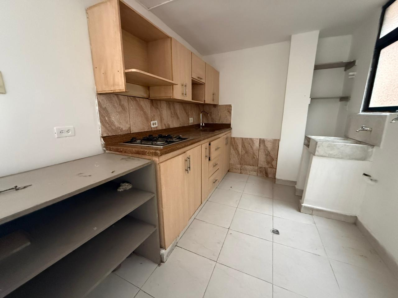 ARRIENDO APARTAMENTO EN CALASANZ PARTE BAJA