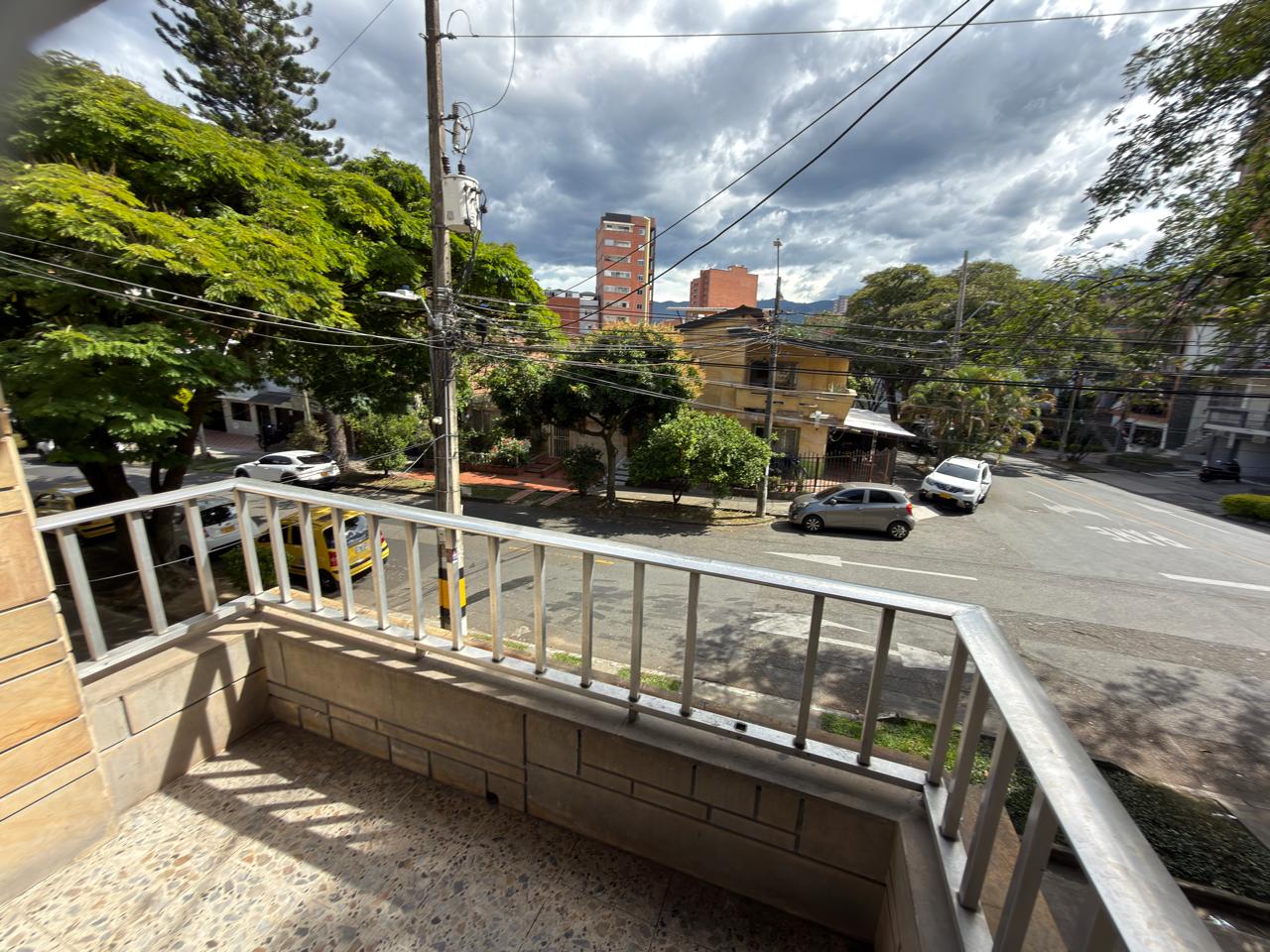 ARRIENDO CASA COMERCIAL EN CALASANZ