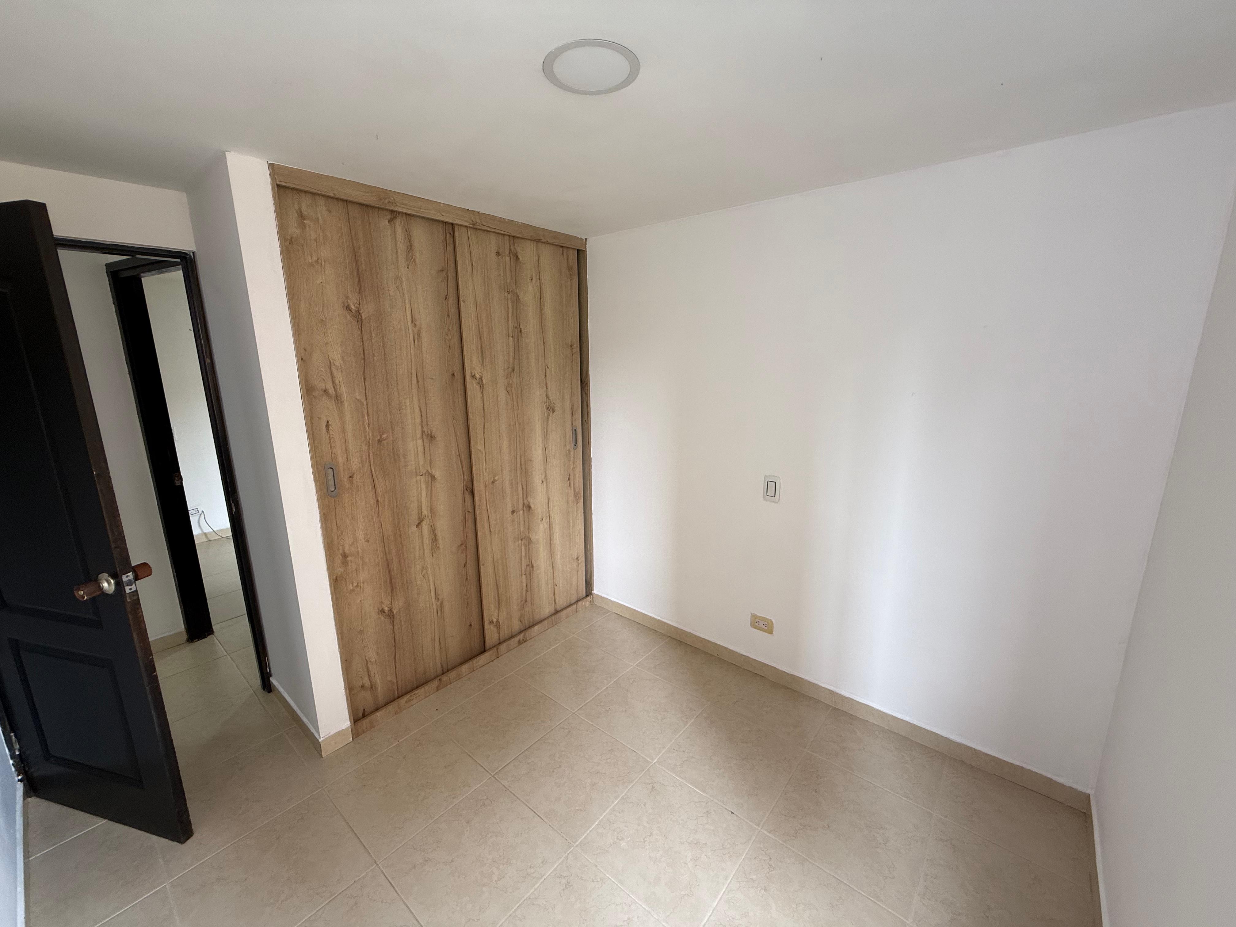 Arriendo Apartamento Calasan