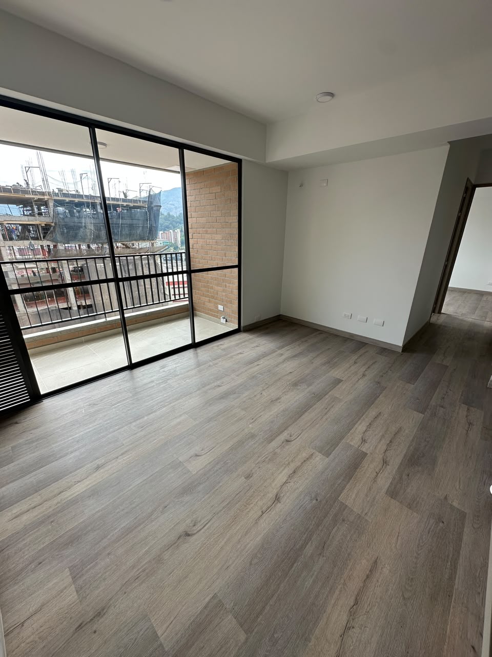 ARRIENDO APARTAMENTO EN CUIDAD DEL RIO