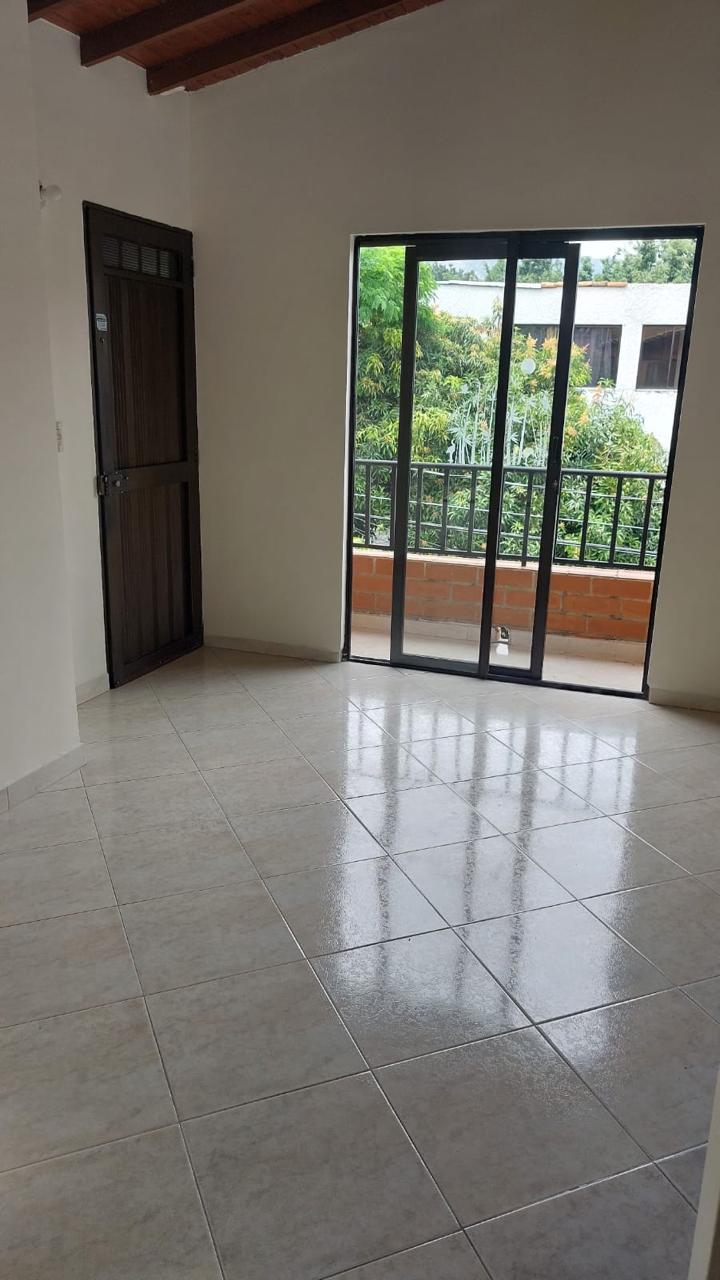 ARRIENDO APARTAMENTO EN SANTA MONICA
