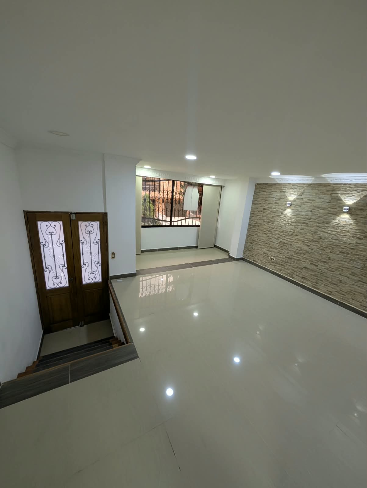 Arriendo Apartamento en los Colores