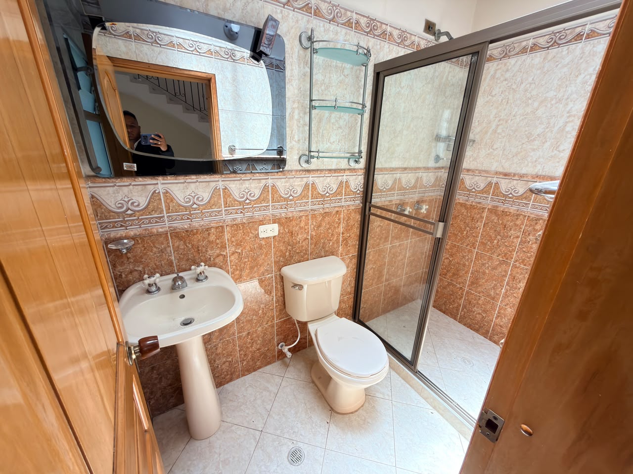 ARRIENDO APARTAMENTO DUPLEX EN EL VELODROMO