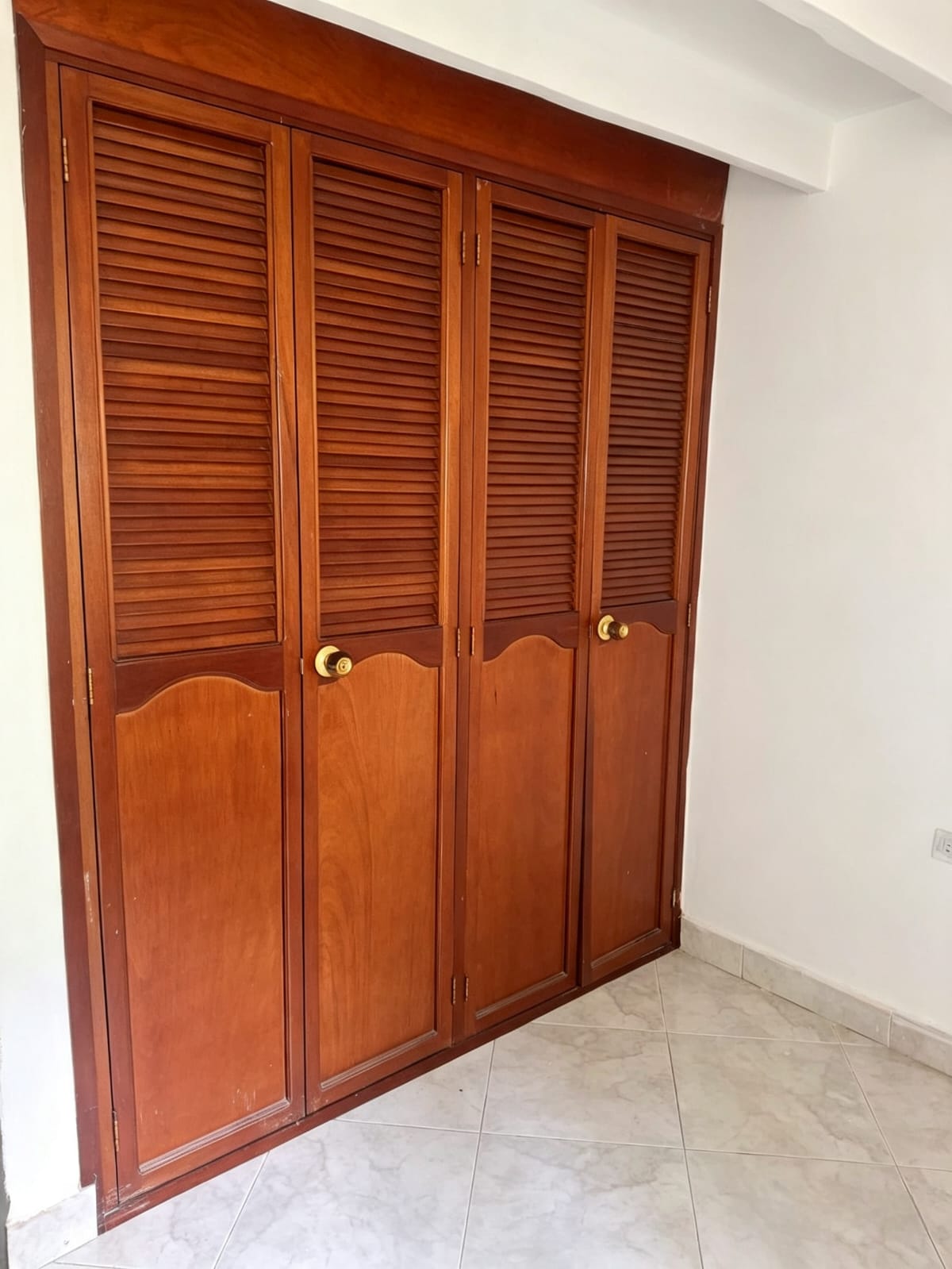 vendo apartamento en trincentenario