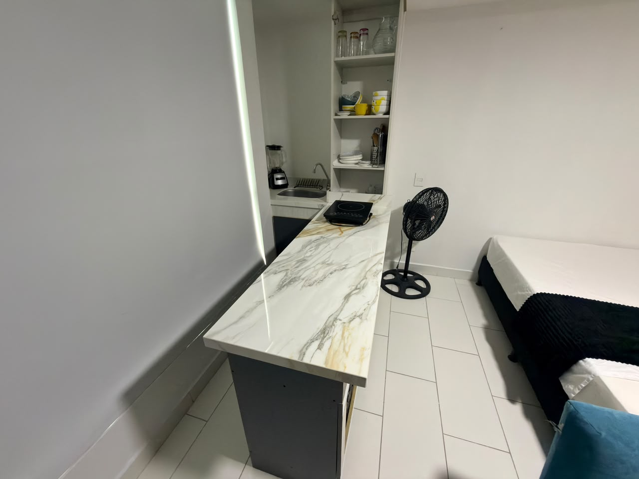 ARRIENDO APARTAMENTO AMOBLADO EN EL VELODROMO