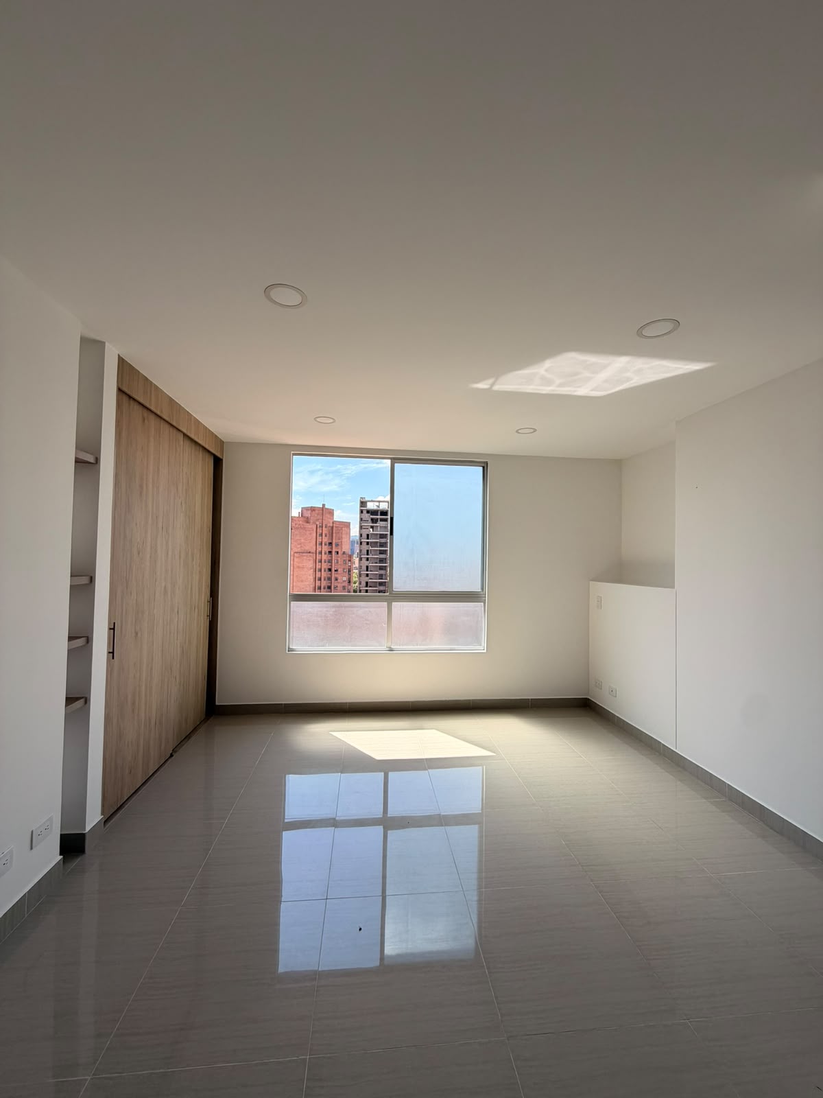 ARRIENDO APARTAESTUDIO EN CALASANZ
