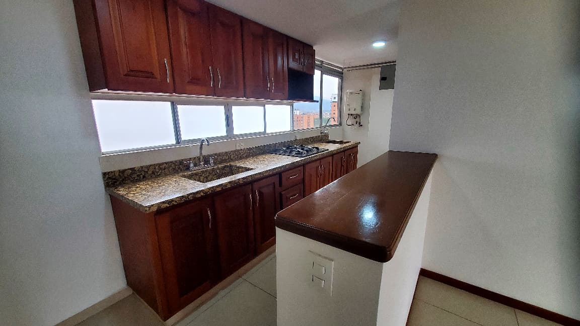 Arriendo apartamento los colores