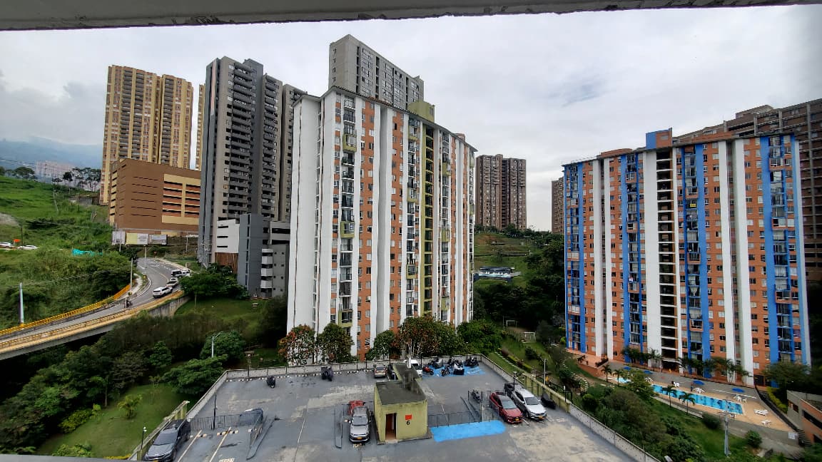 Arriendo apartamento en Calasanz