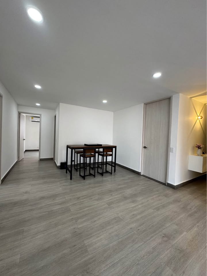 VENDO APARTAMENTO EN ENVIGADO