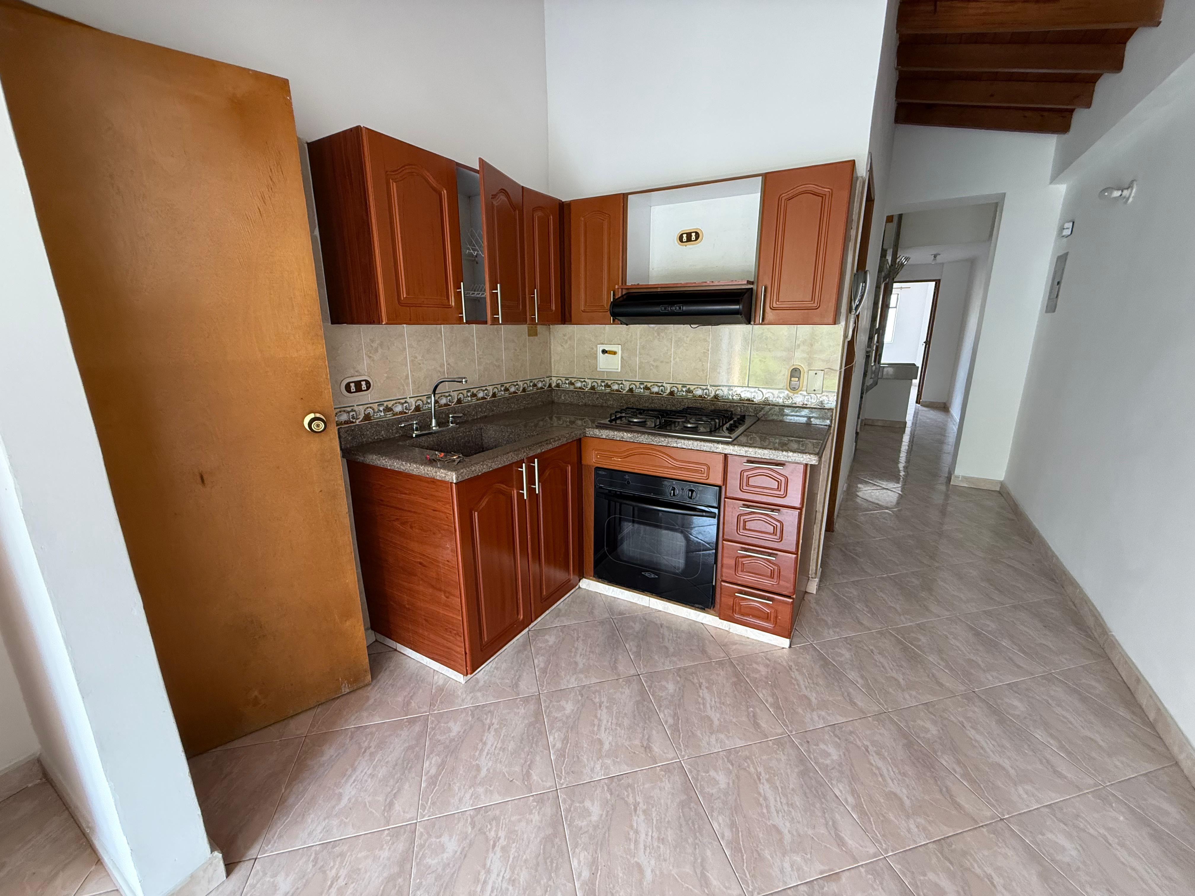 VENDO APARTAMENTO EN LA FLORESTA
