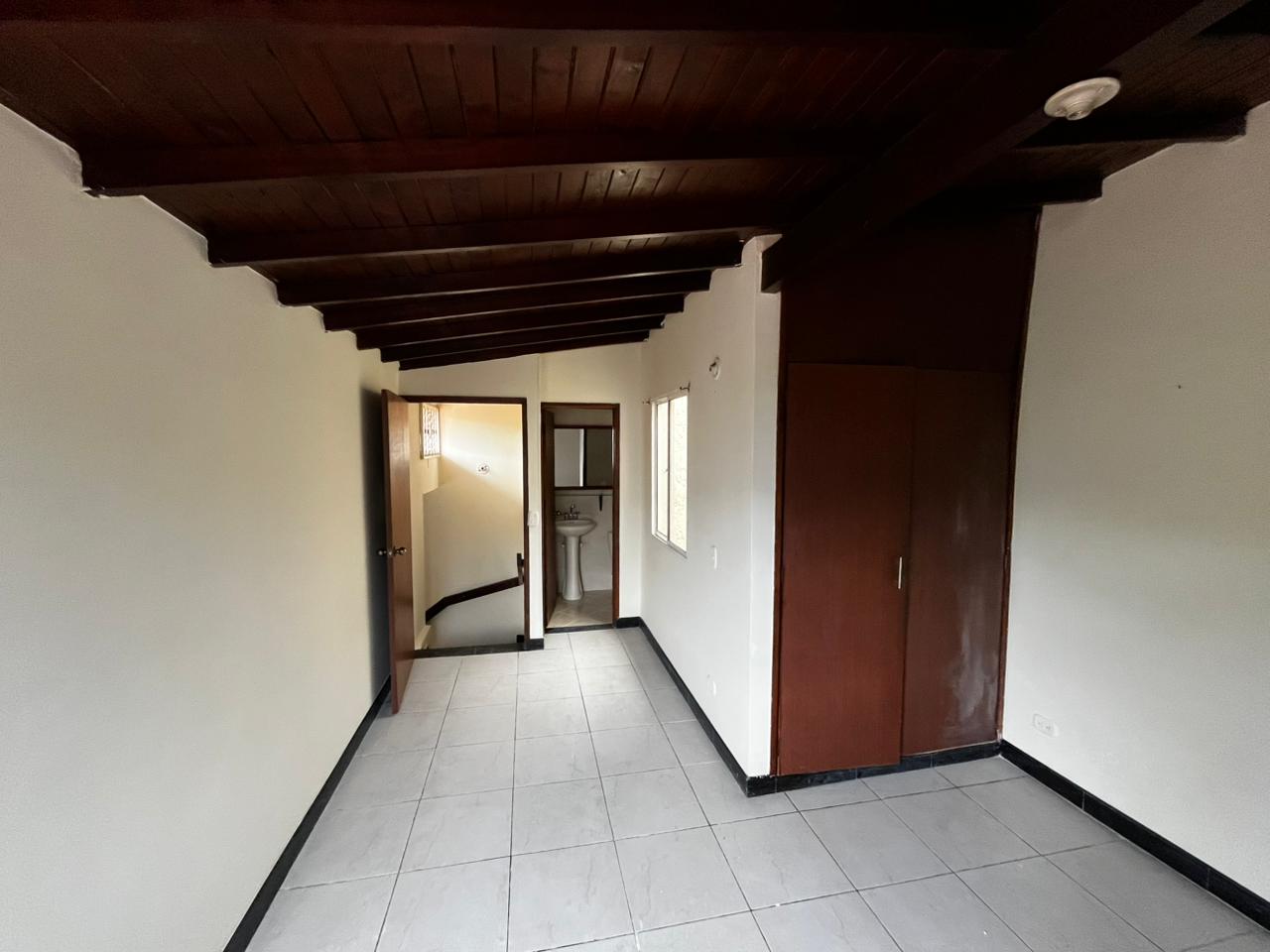 Arriendo Apartamento Barrio Nuevo