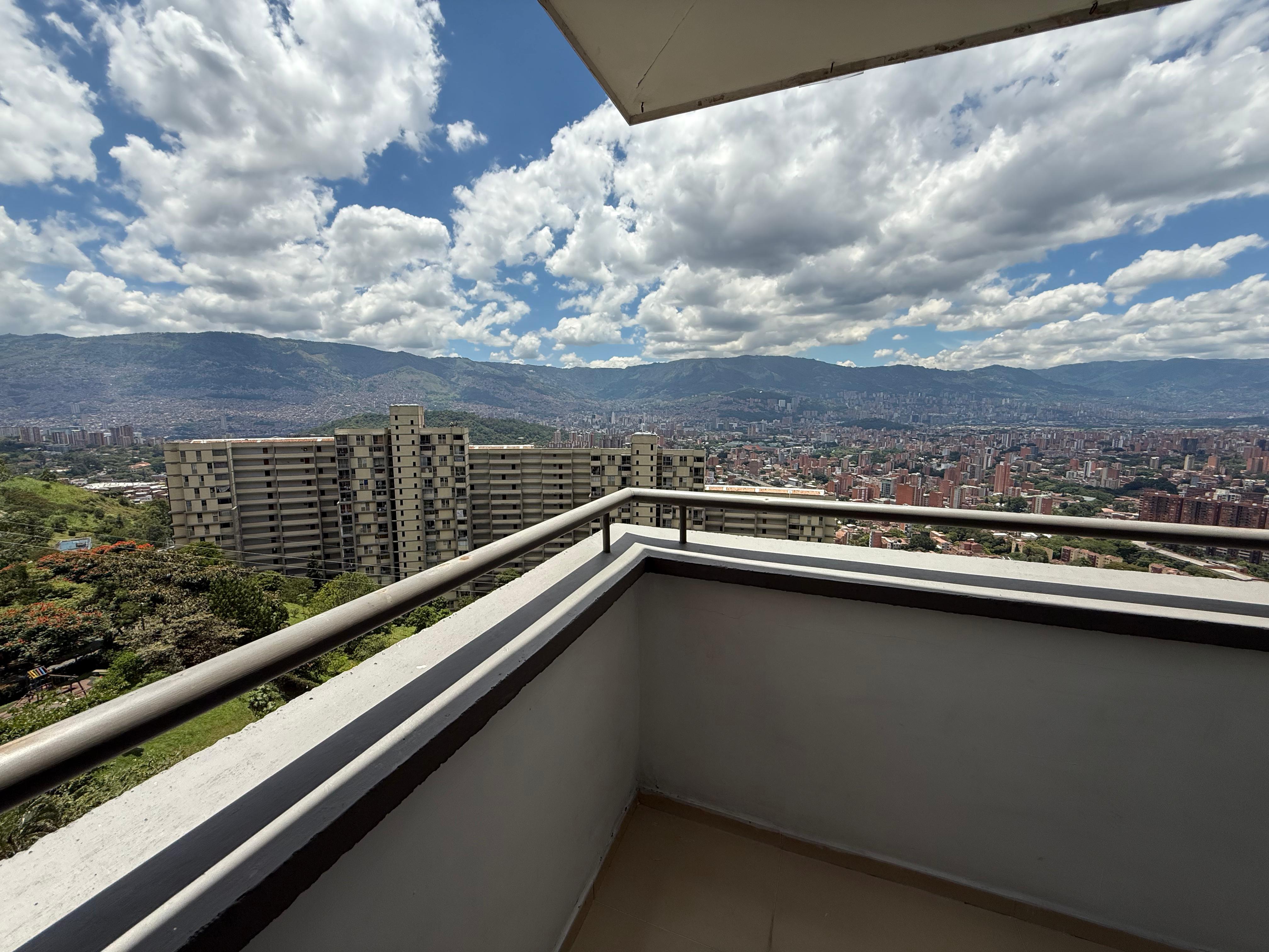 Arriendo Apartamento Calasanz
