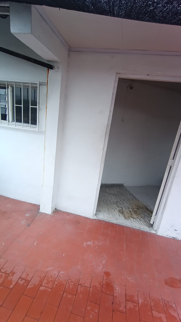 ARRIENDO APARTA ESTUDIO LAURELES