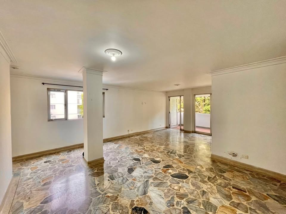 ARRIENDO APARTAMENTO EN CASTROPOL