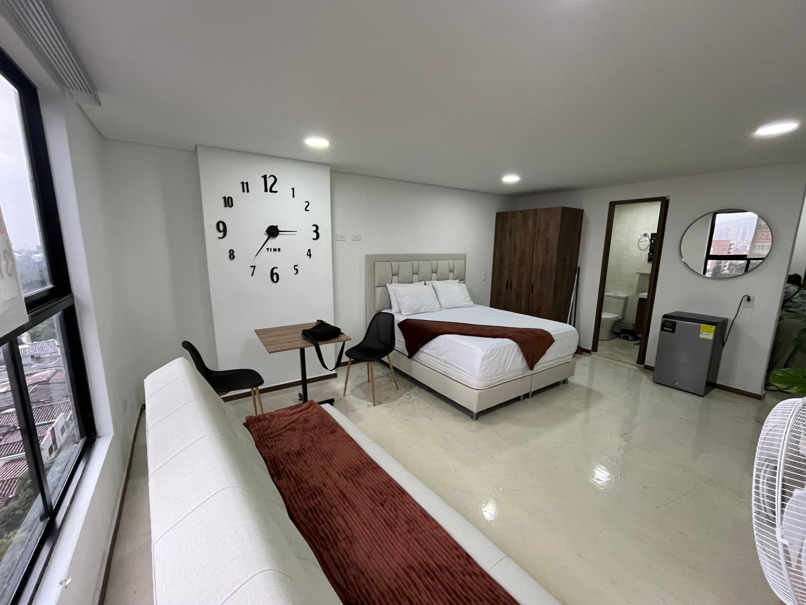 Aparta estudio Amoblado barrio el velódromo