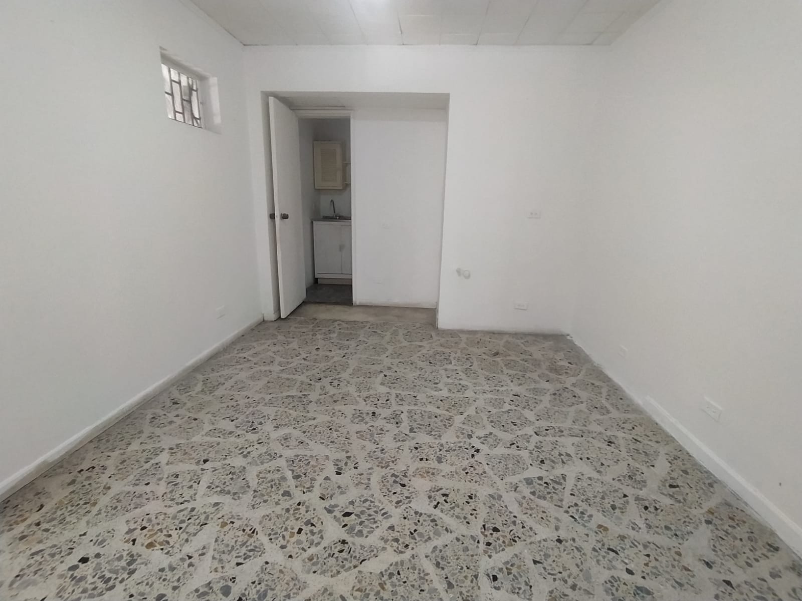 Arriendo Oficina En El Estadio