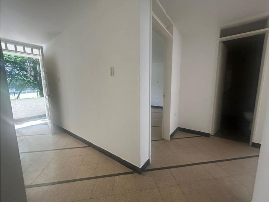 ARRIENDO CASA EN CALASANZ PARTE BAJA