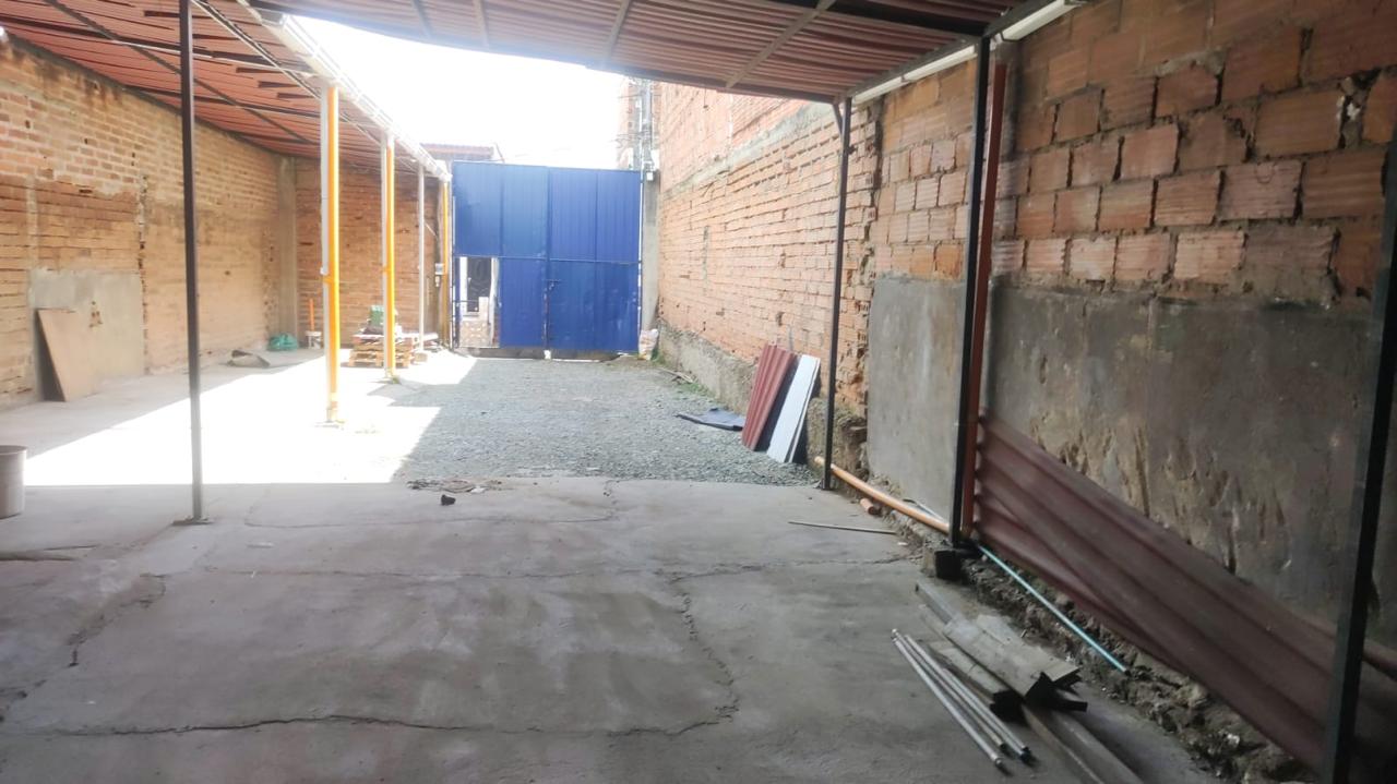 ARRIENDO BODEGA EN SANTA CRUZ LA ROSA
