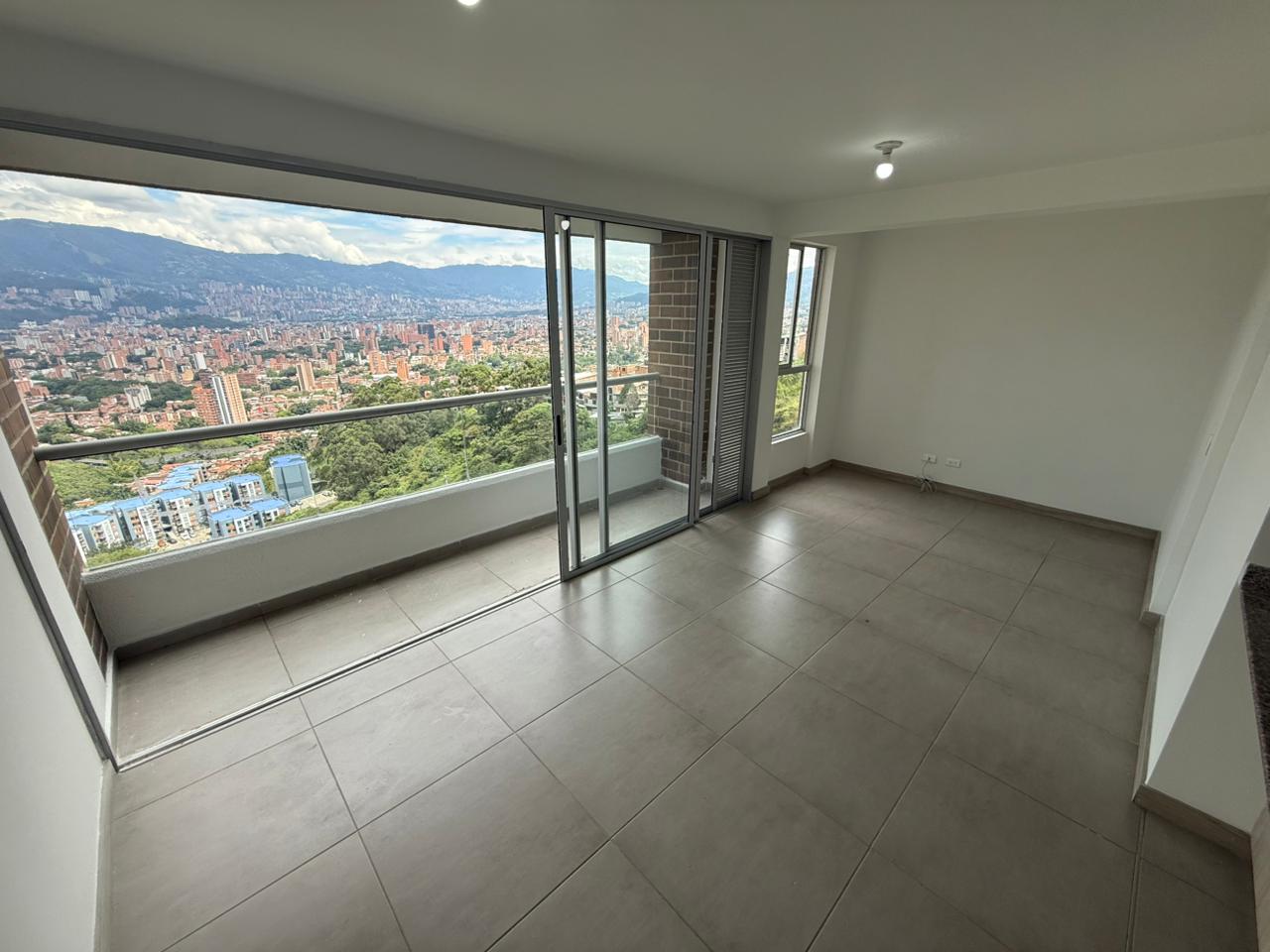 ARRIENDO APARTAMENTO EN CALASANZ PARTE ALTA