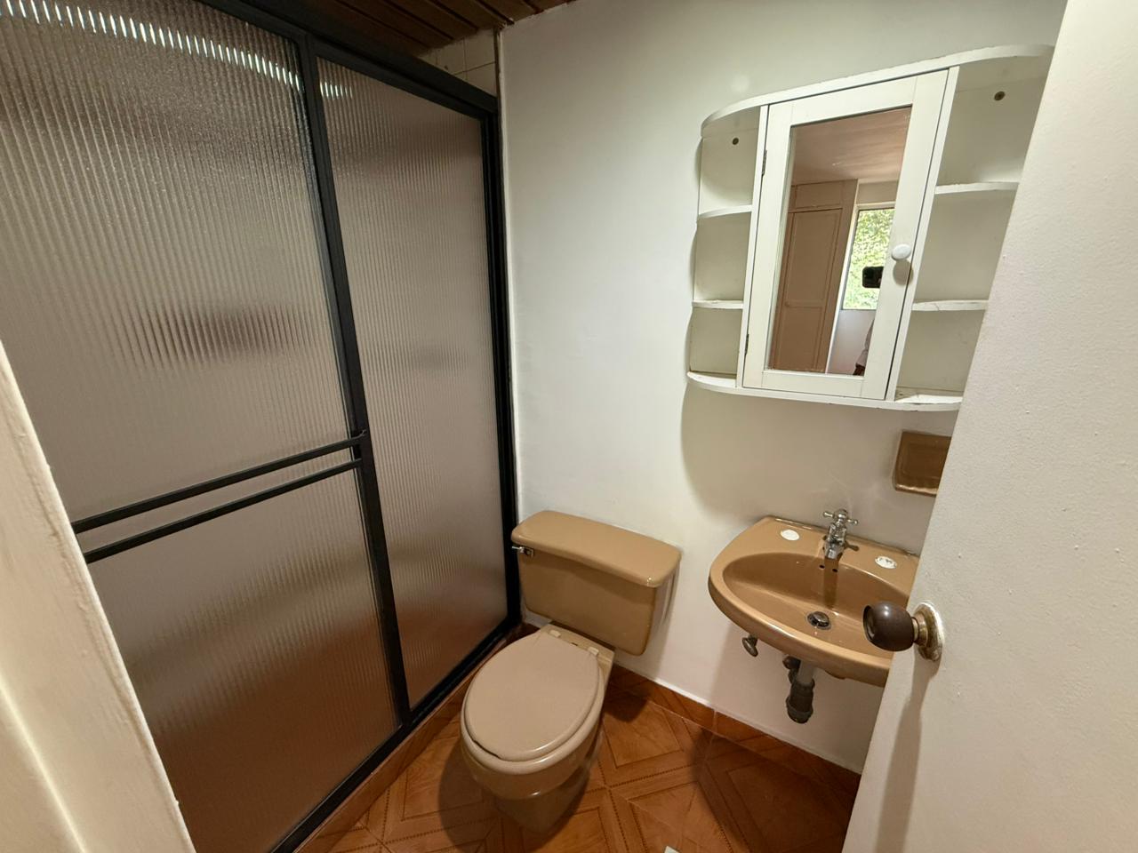 ARRIENDO APARTAMENTO EN ROBLEDO PILARICA