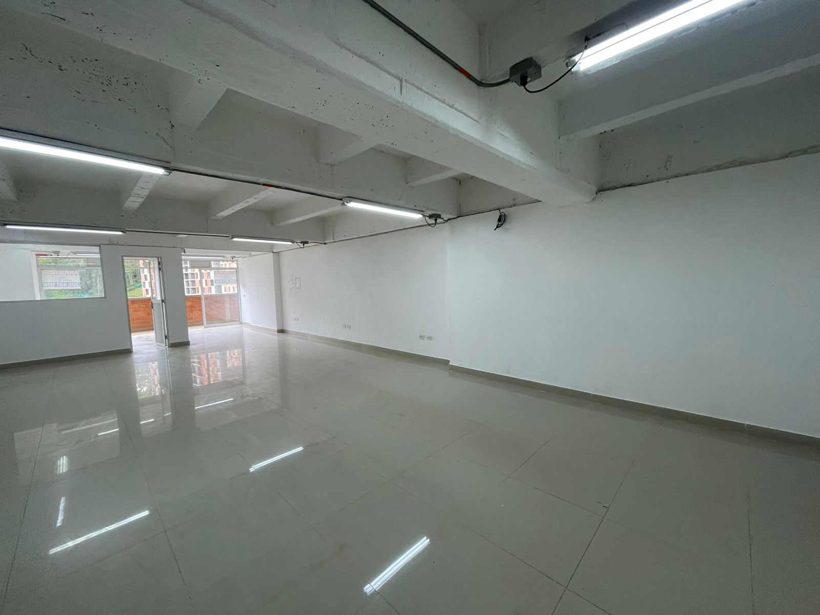 ARRIENDO LOCAL EN RIONEGRO