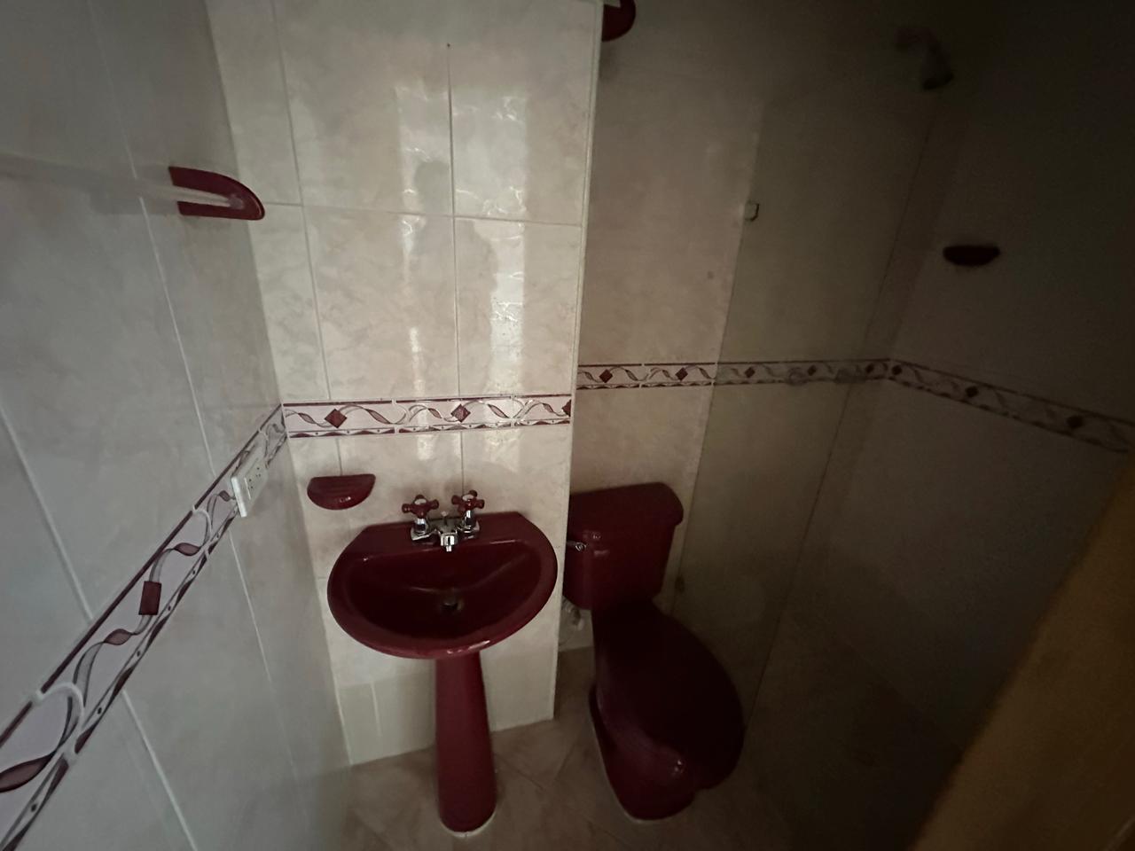 ARRIENDO APARTAMENTO DUPLEX EN EL VELODROMO
