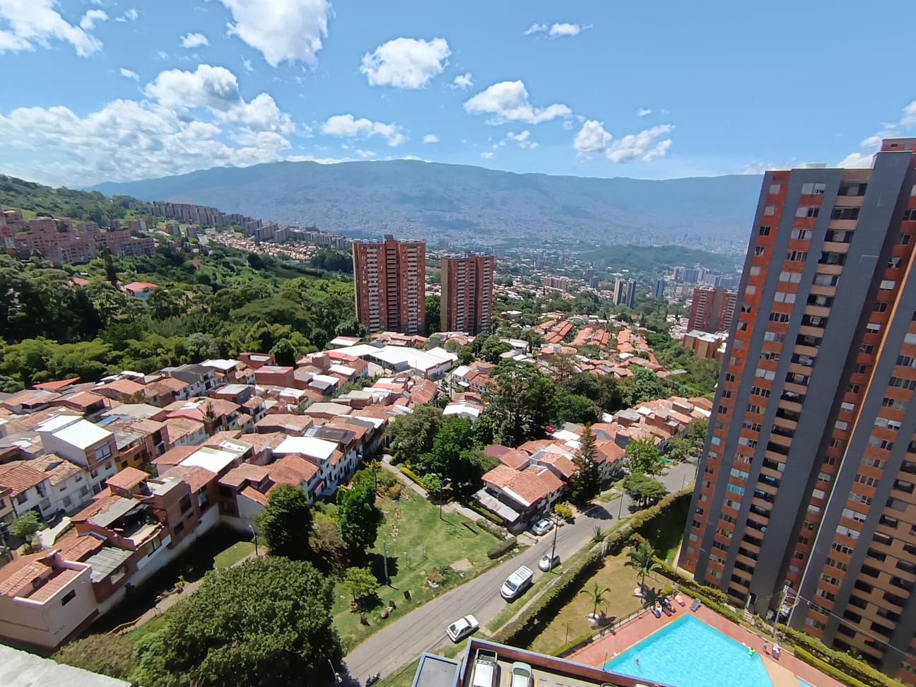 Vendo Apartamento Robledo Pajarito