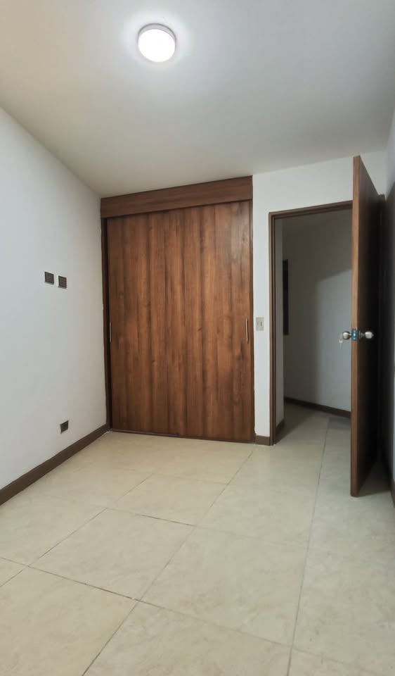 VENDO APARTAMENTO SIMON BOLIVAR