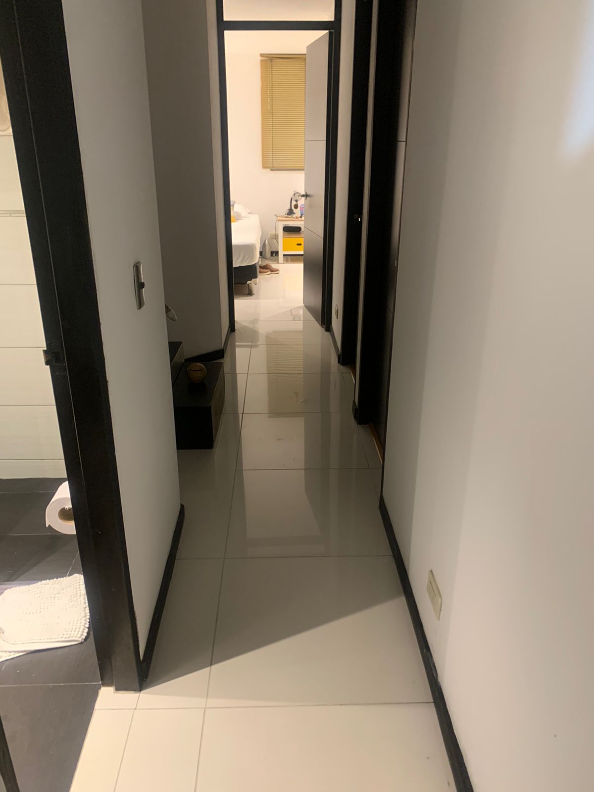 ARRIENDO APARTAMENTO AMOBLADO EN LA AMERICA
