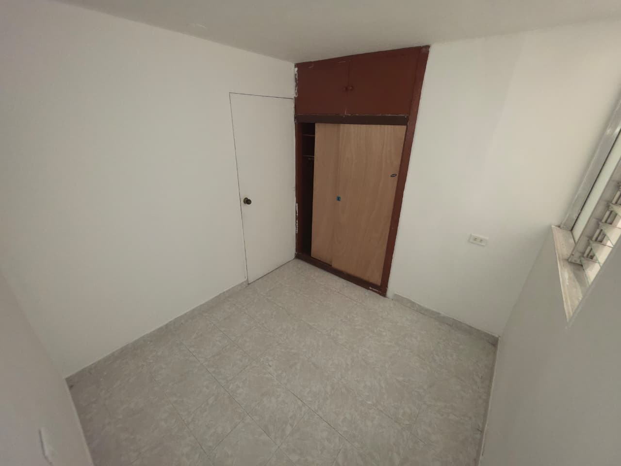 ARRIENDO APARTAMENTO EN LA AMERICA