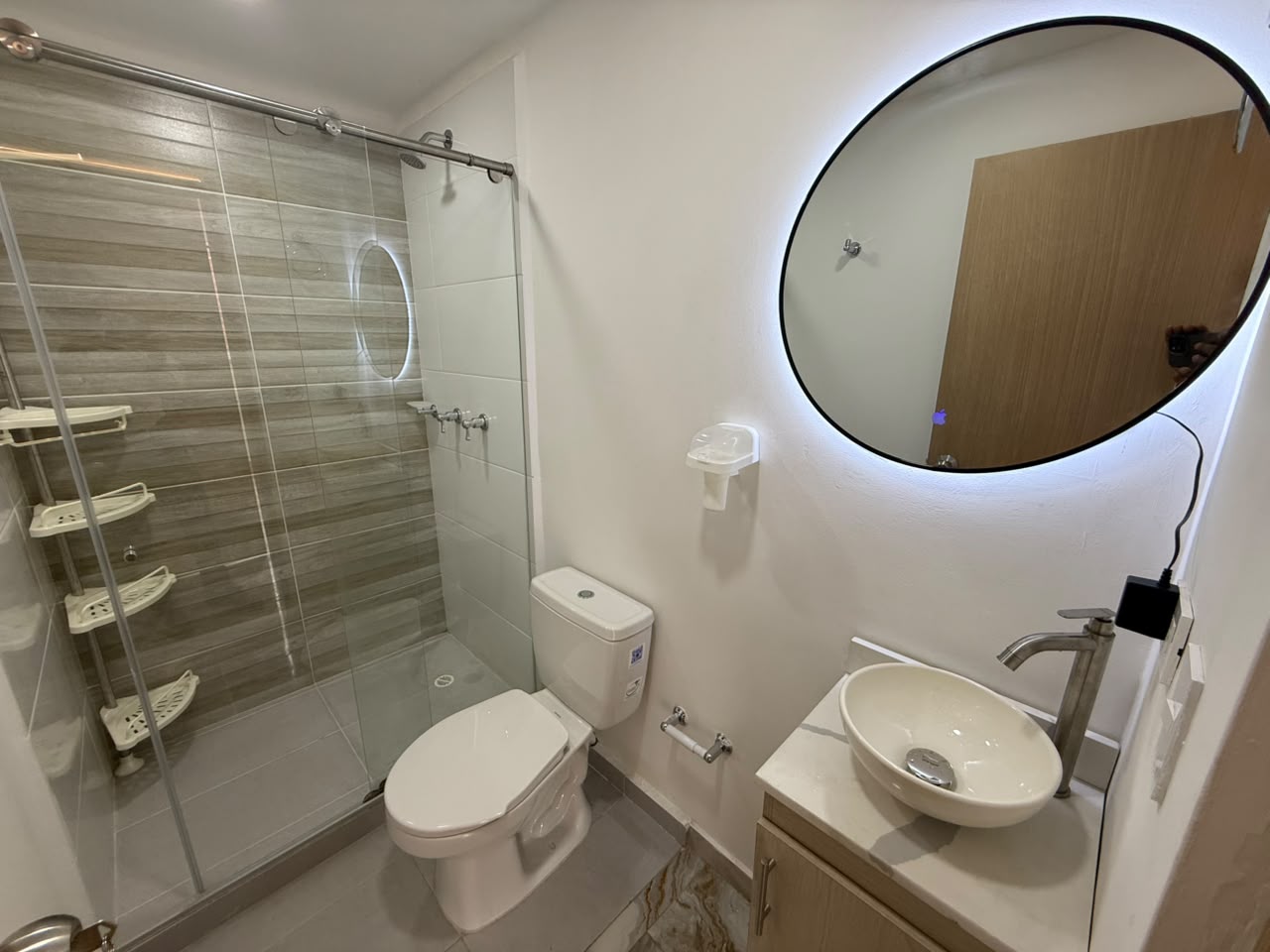 ARRIENDO APARTAMENTO EN ROBLEDO SANTA MARIA
