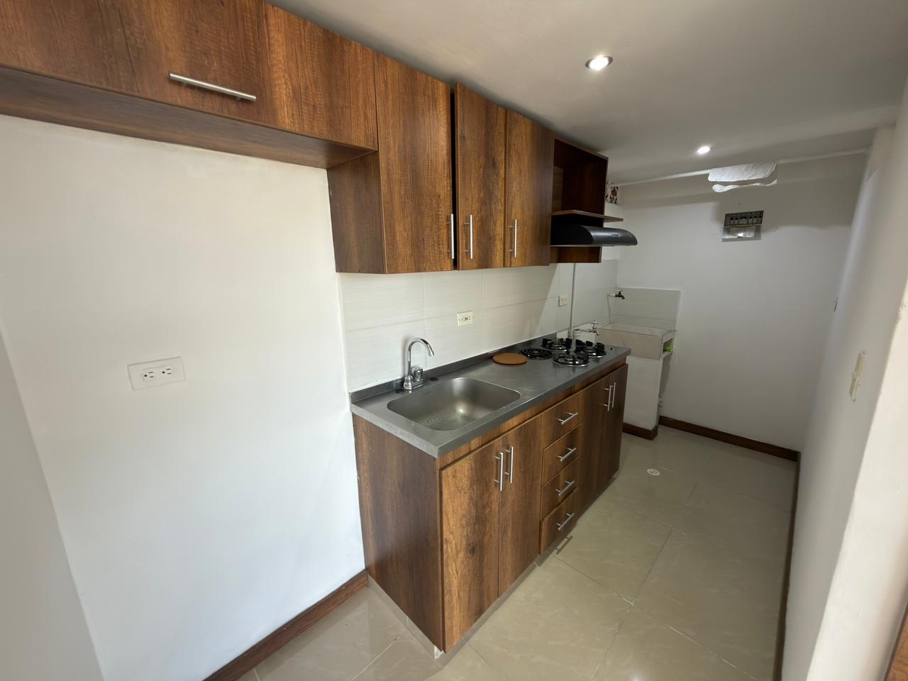 ARRIENDO APARTAMENTO EN SANTA MONICA