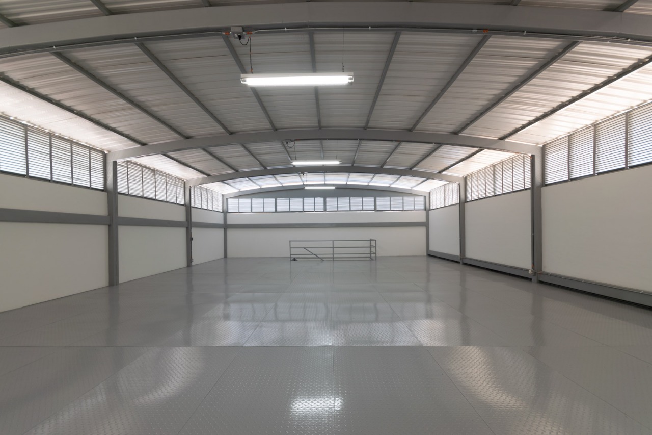 ARRIENDO BODEGA EN ITAGUI SUPERCENTRO DE LA MODA