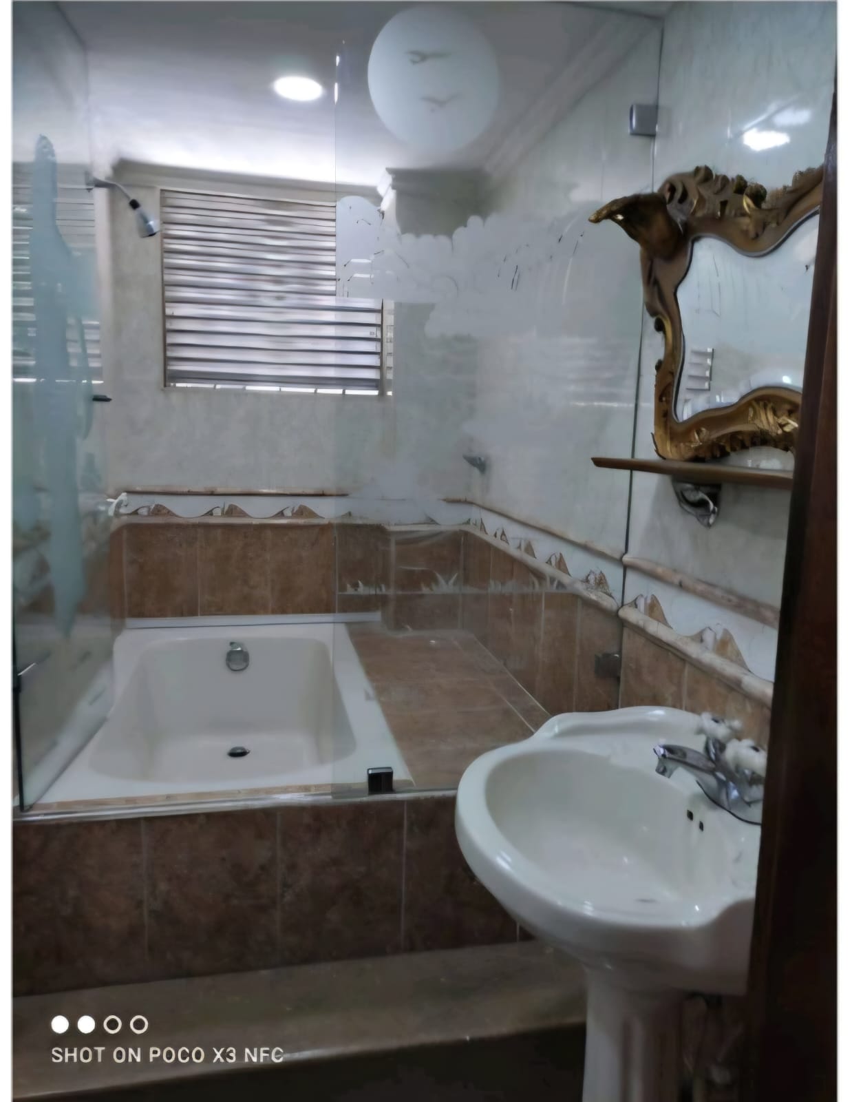 ARRIENDO CASA EN EL CENTRO
