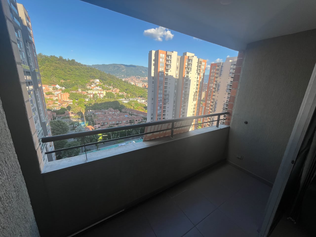ARRIENDO APARTAMENTO EN SAN GERMAN