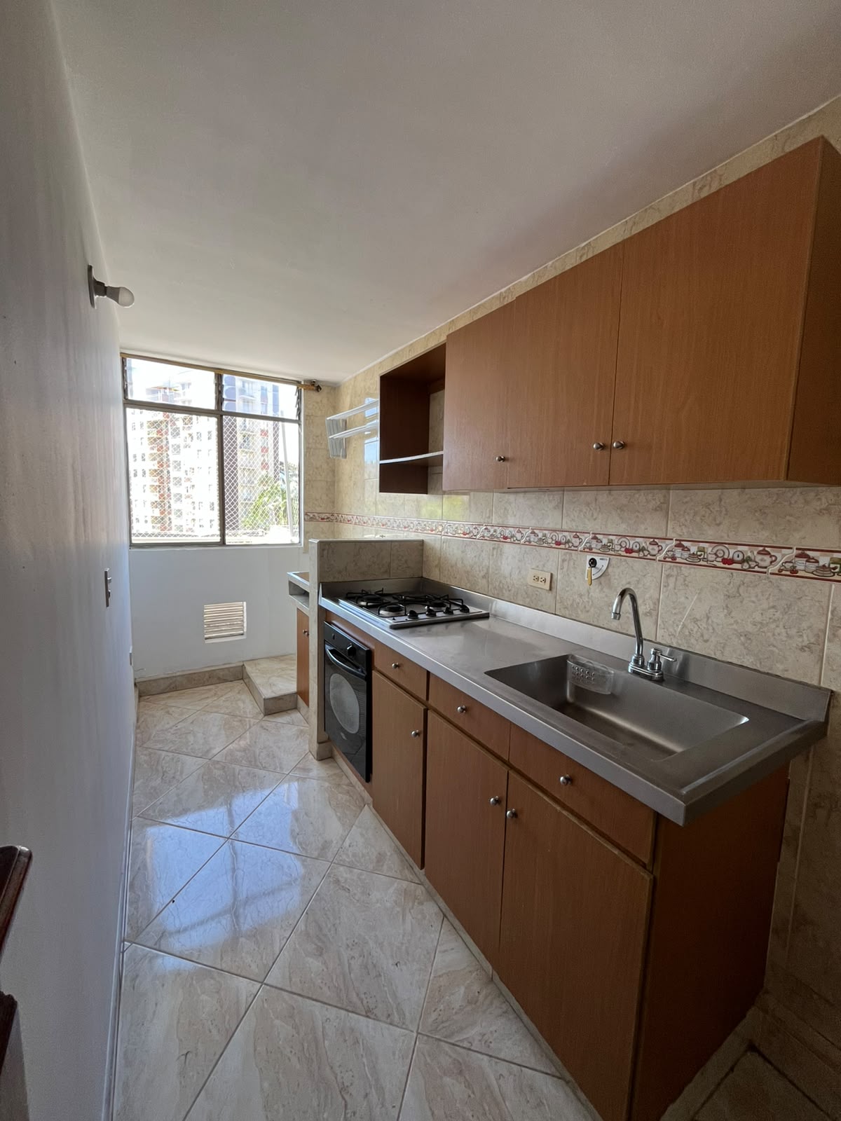 ARRIENDO APARTAMENTO EN LA MOTA