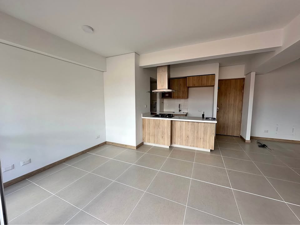 ARRIENDO APARTAMENTO EN CIUDAD FABRICATO