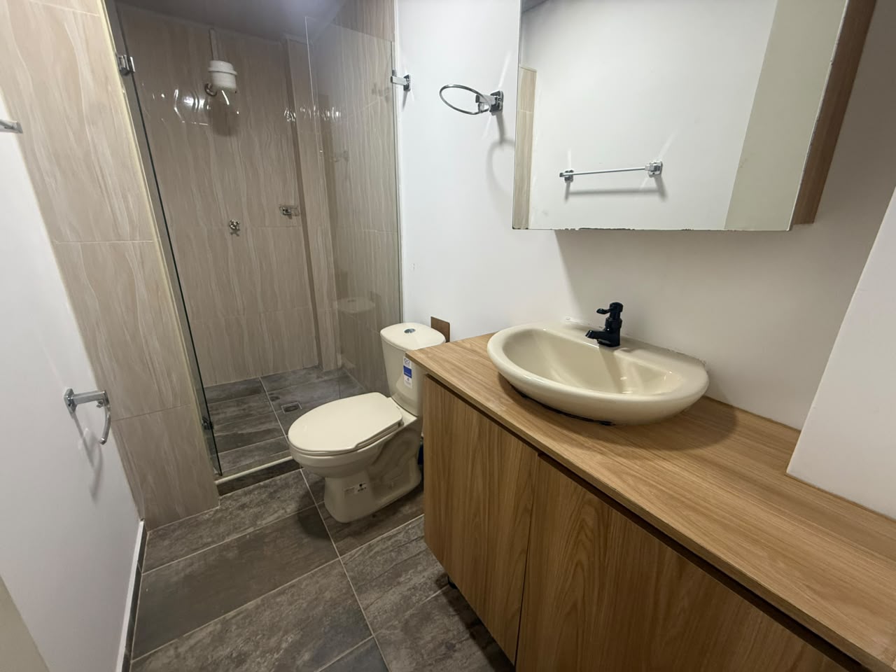 ARRIENDO APARTAMENTO EN LAURELES ALMERIA