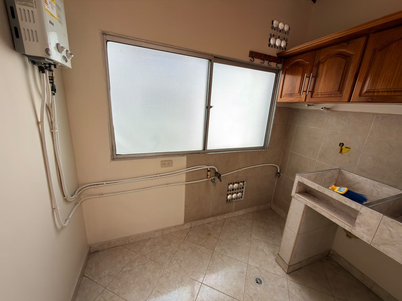 ARRIENDO APARTAMENTO DUPLEX EN EL VELODROMO