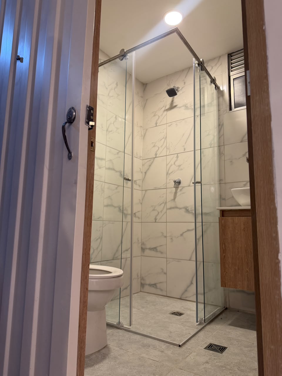 VENDO APARTAMENTO EN LA AURORA