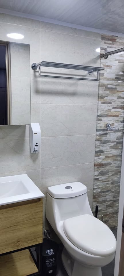 ARRIENDO APARTAMENTO AMOBLADO EN BELLO MADERA
