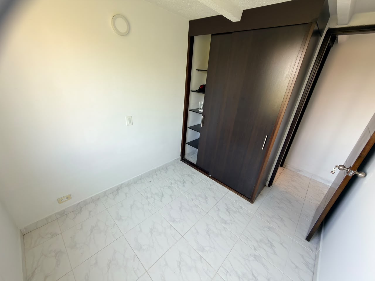 ARRIENDO APARTAMENTO EN RODEO ALTO