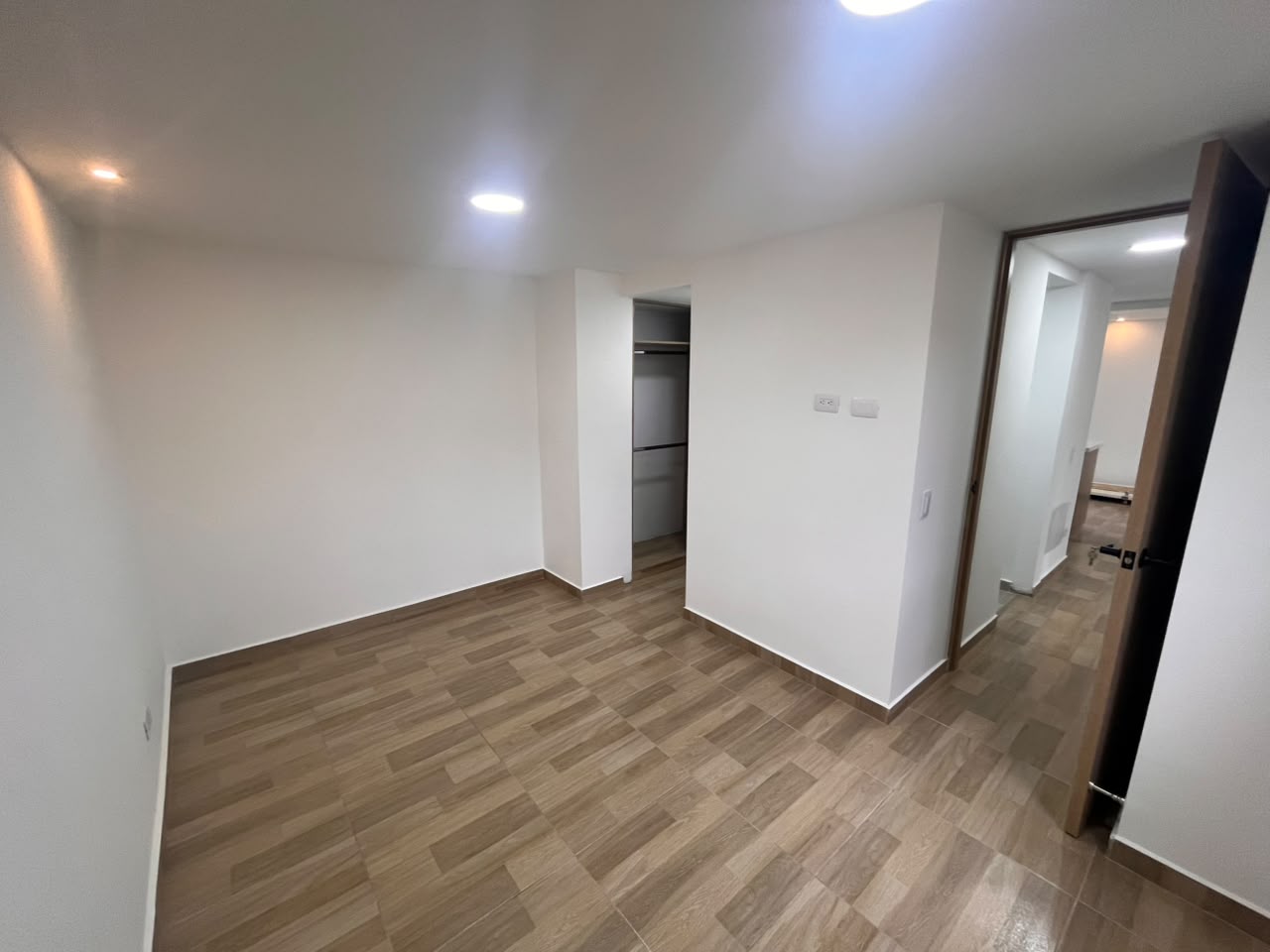 Arriendo Apartamento Robledo Pajarito