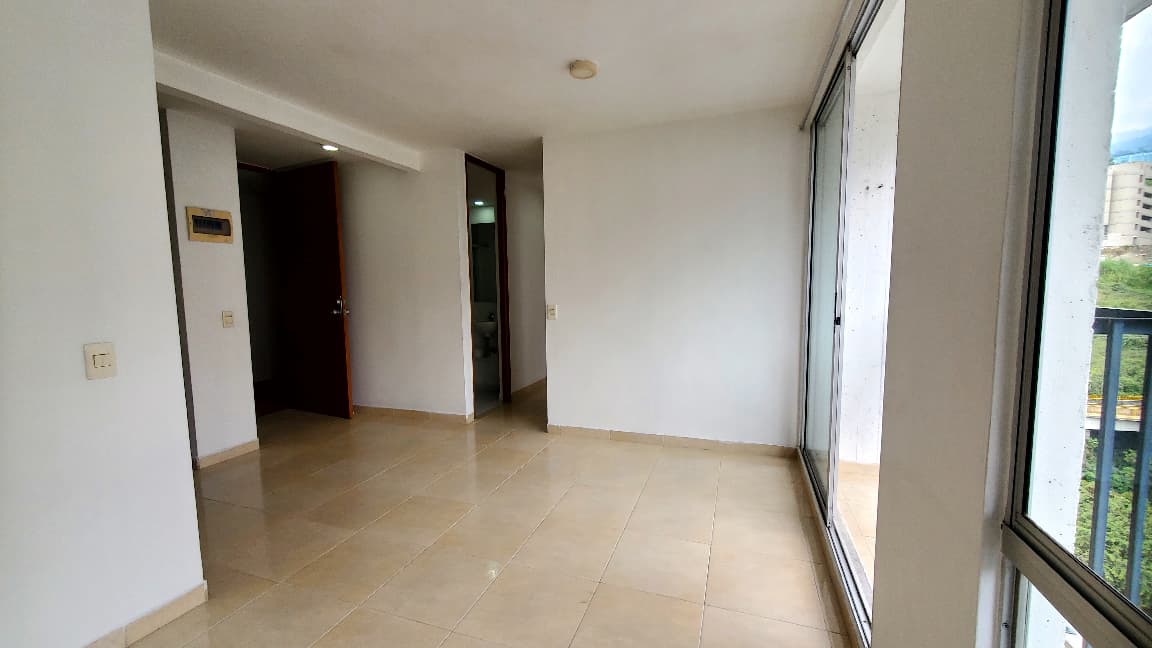 Arriendo apartamento en Calasanz