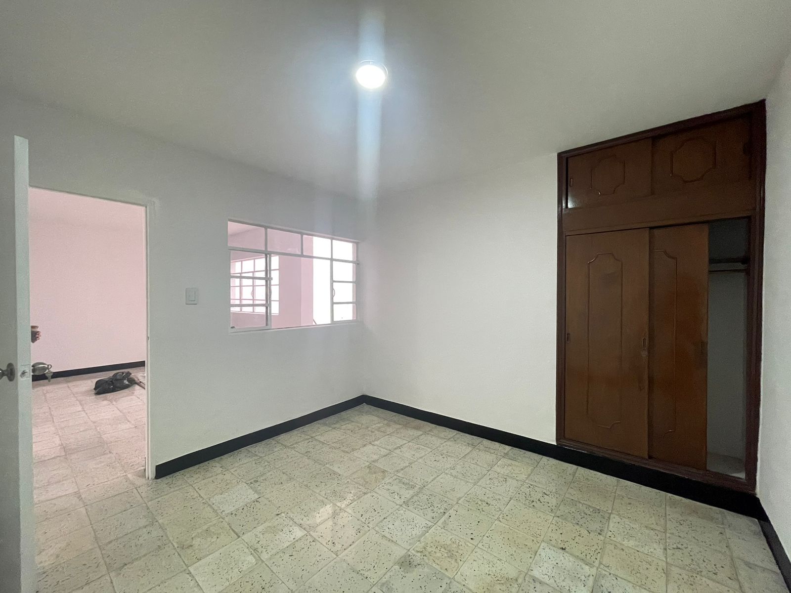 ARRIENDO CASA SANTA MONICA  PRIMER PISO