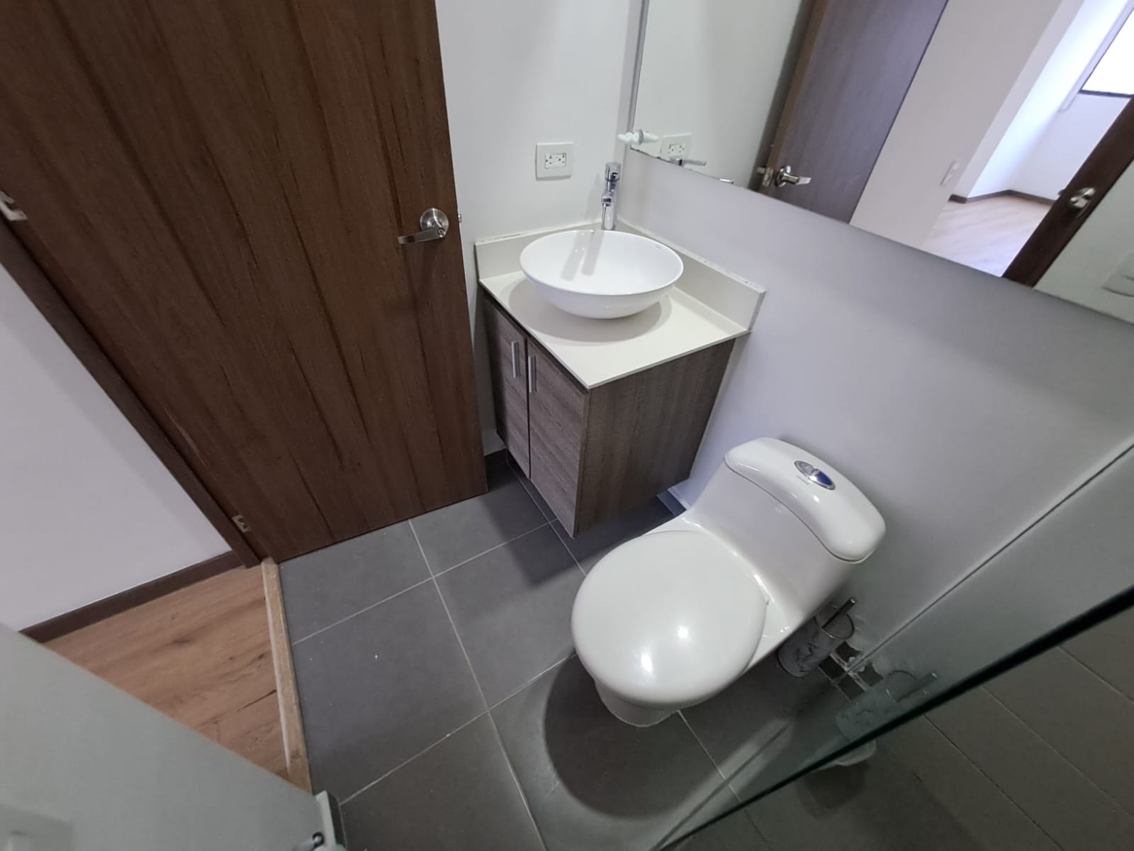 ARRIENDO APARTAMENTO ENVIGADO LOMA DE LAS BRUJAS  BIOCITY GRAND