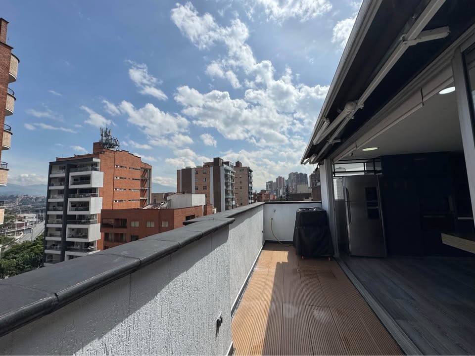 VENDO APARTAMENTO EN ENVIGADO