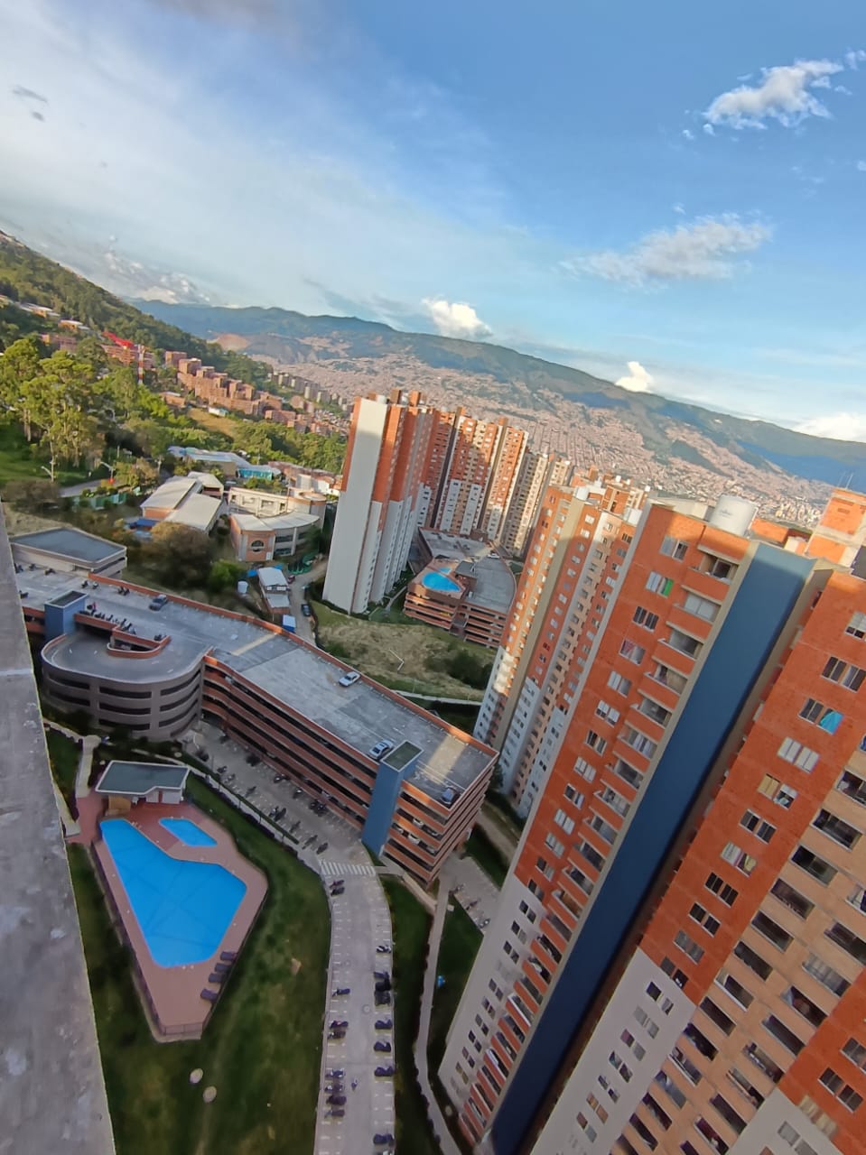 Arrienda Apartamento Robledo Pajarito